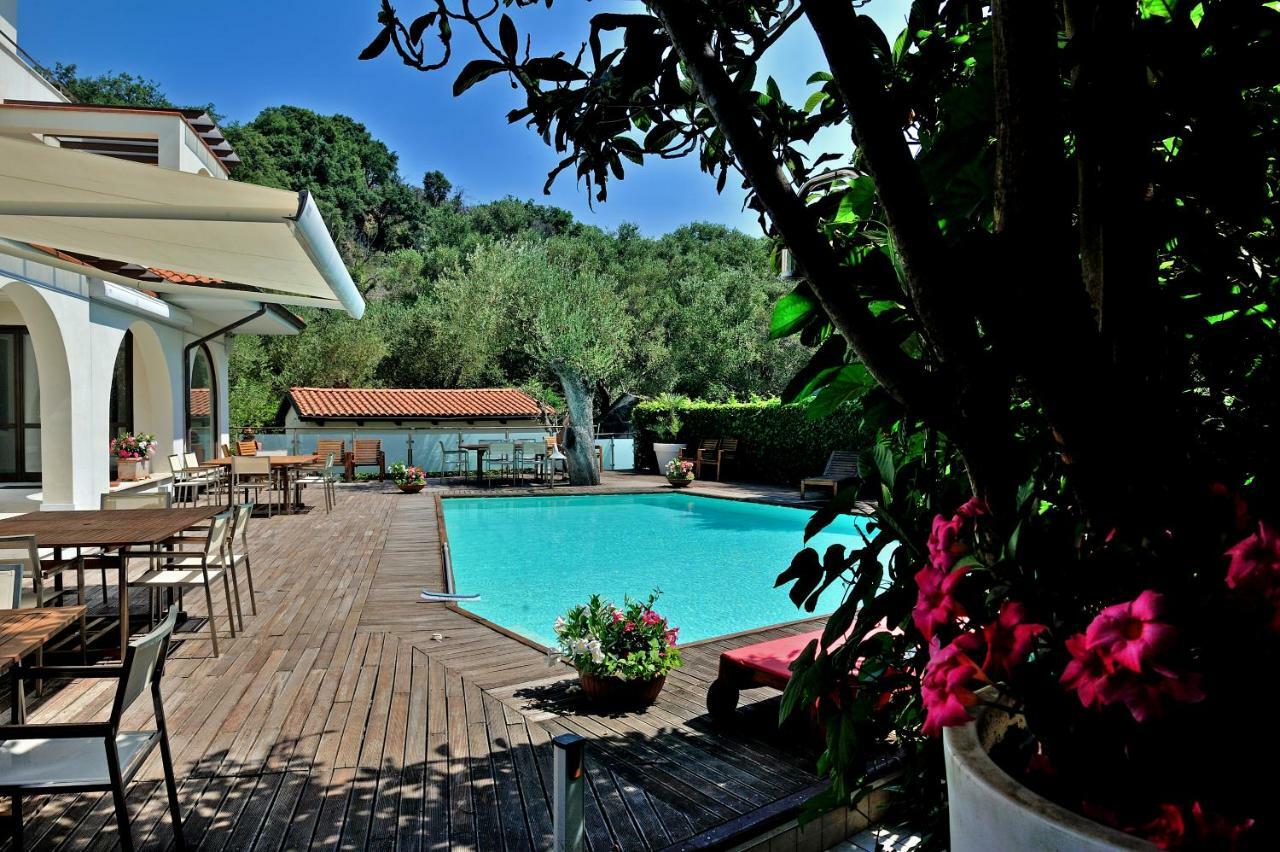 Hotel Le Piane Villammare Exterior photo